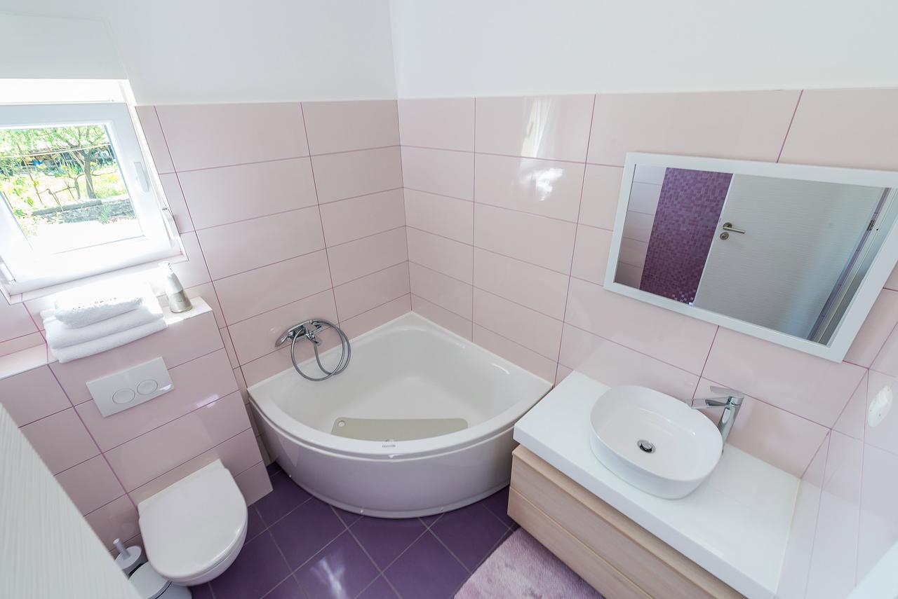 Villa Donato With Jacuzzi Zadar Extérieur photo