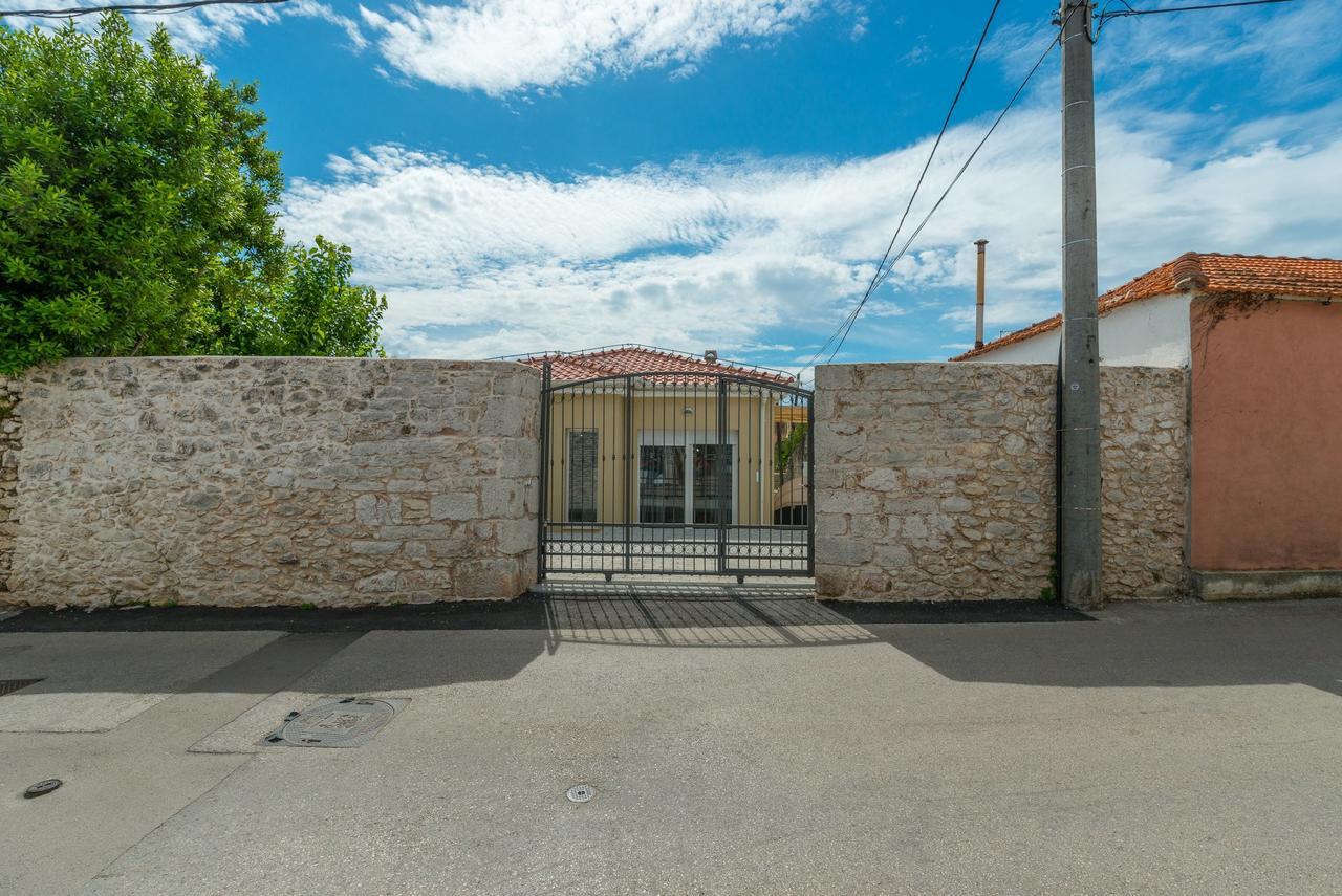 Villa Donato With Jacuzzi Zadar Extérieur photo