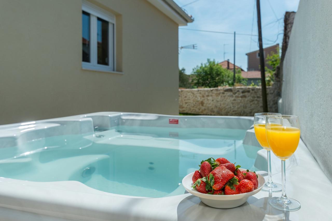 Villa Donato With Jacuzzi Zadar Extérieur photo